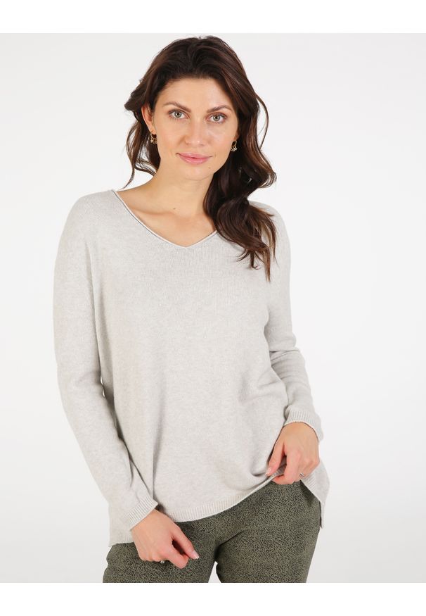 Unisono - GŁADKI SWETER 8610-1 BEIGE. Materiał: nylon, wiskoza, poliester. Wzór: gładki