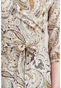 Marie Zélie - Sukienka Duilin Duchesse kremowa 40 biały. Kolor: kremowy, biały, wielokolorowy. Materiał: bawełna, wiskoza, tkanina. Typ sukienki: kopertowe #4