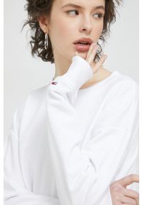 Tommy Jeans bluza damska kolor biały z nadrukiem. Kolor: biały. Materiał: bawełna, dzianina. Wzór: nadruk #4