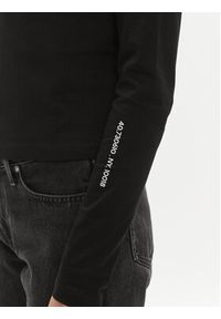 Calvin Klein Jeans Bluzka J20J222644 Czarny Regular Fit. Kolor: czarny. Materiał: bawełna #2