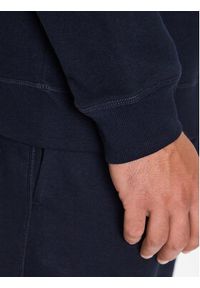 TOMMY HILFIGER - Tommy Hilfiger Bluza UM0UM02878 Granatowy Regular Fit. Kolor: niebieski. Materiał: syntetyk