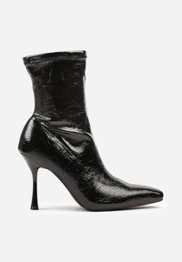 Renee - Czarne Tłoczone Botki do Kostki Vices na Szpilce w Eleganckim Stylu Tadvire. Okazja: na imprezę, na randkę. Kolor: czarny. Materiał: satyna. Obcas: na szpilce. Styl: elegancki