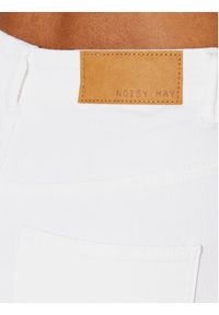 Noisy may - Noisy May Jeansy Callie 27015706 Biały Skinny Fit. Kolor: biały
