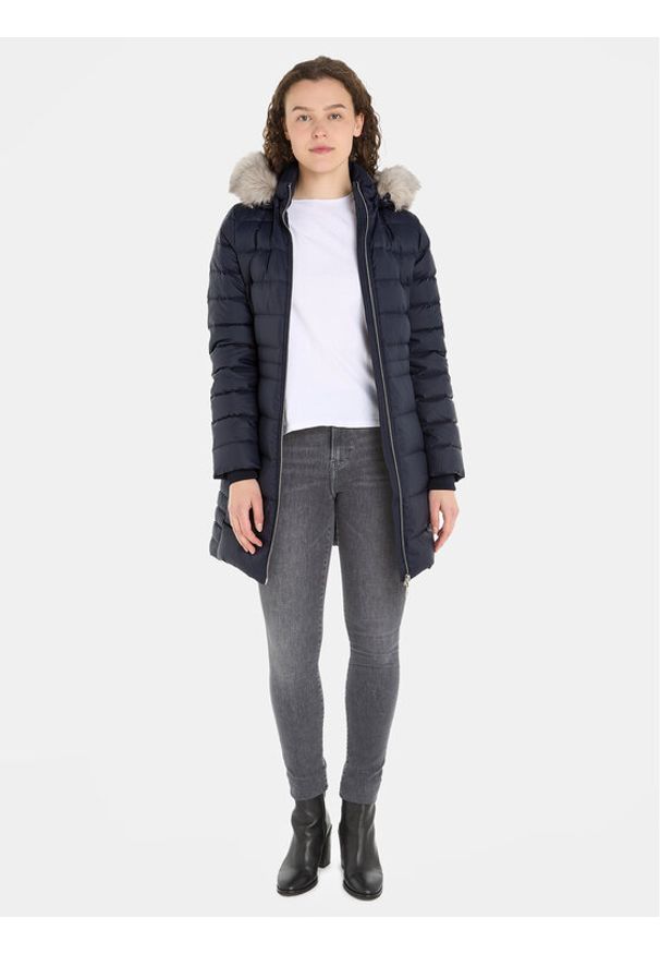 TOMMY HILFIGER - Kurtka puchowa Tommy Hilfiger. Kolor: niebieski. Materiał: puch