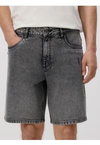 Reserved - Jeansowe szorty loose fit - jasnoszary. Kolor: szary. Materiał: jeans