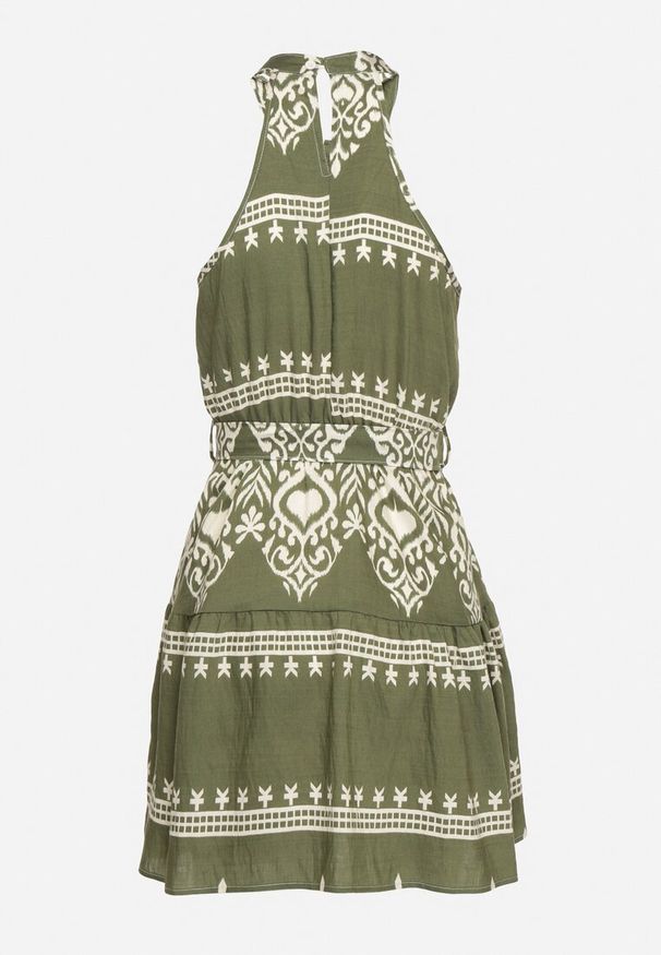 Born2be - Ciemnozielona Sukienka z Odkrytymi Ramionami i Paskiem w Stylu Boho Tdivisa. Okazja: na co dzień. Kolor: zielony. Typ sukienki: z odkrytymi ramionami. Styl: boho