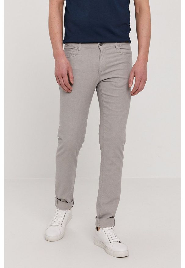 Trussardi Jeans - Trussardi - Spodnie. Okazja: na co dzień. Kolor: beżowy. Materiał: tkanina. Styl: casual