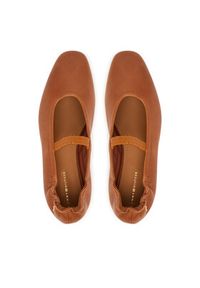 TOMMY HILFIGER - Tommy Hilfiger Baleriny Soft Leather Ellastic Ballerina FW0FW09245 Brązowy. Kolor: brązowy. Materiał: skóra #5