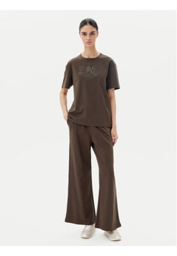 EA7 Emporio Armani Spodnie dresowe 7W000106 AF12473 U6139 Brązowy Loose Fit. Kolor: brązowy. Materiał: bawełna