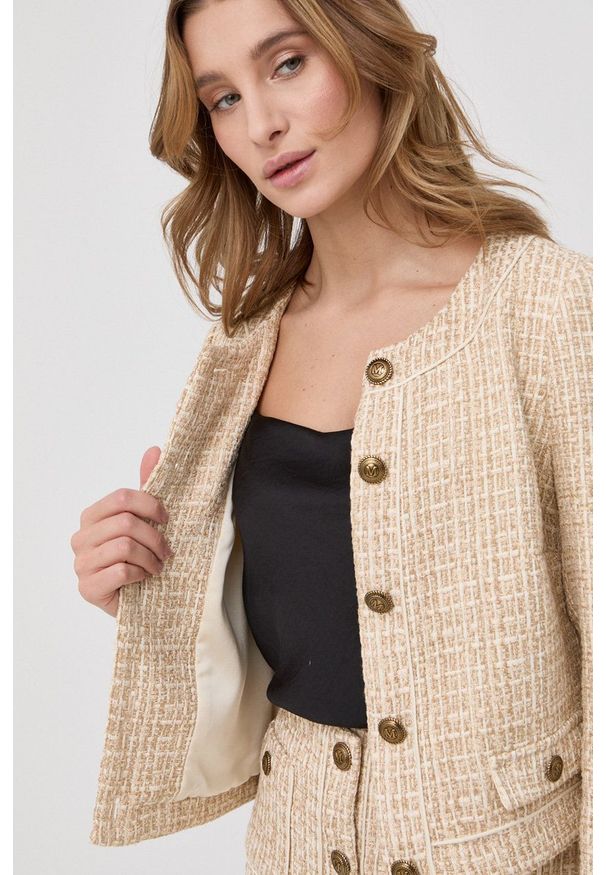 Marciano Guess marynarka kolor beżowy jednorzędowa wzorzysta. Okazja: na co dzień. Kolor: beżowy. Materiał: tkanina. Styl: casual