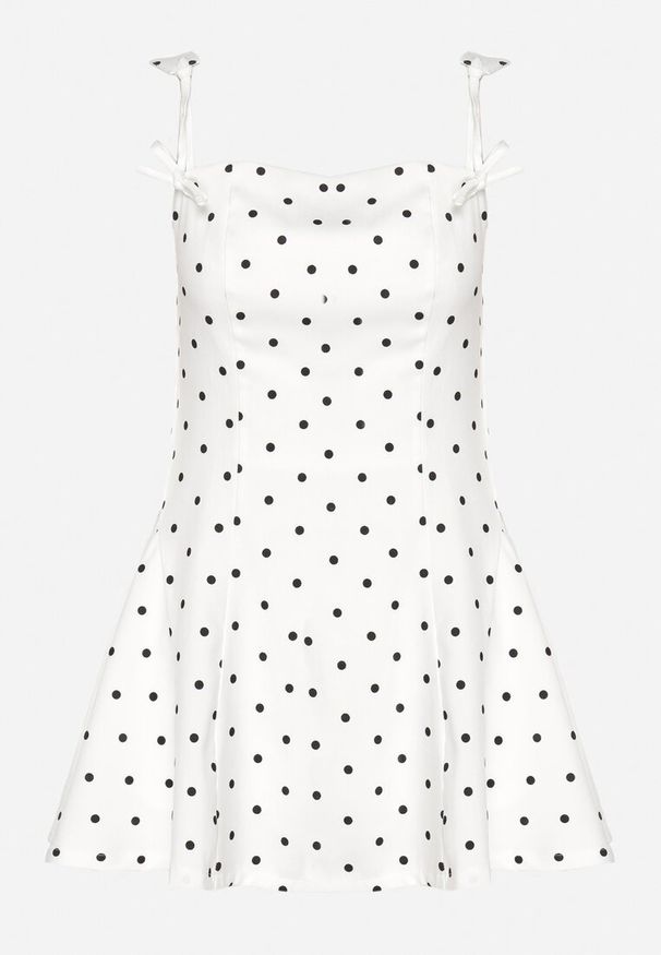 Born2be - Biała Sukienka Vices w Grochy o Rozkloszowanym Kroju z Wiązaniem na Ramiączkach Saririse. Okazja: na wesele, na ślub cywilny. Typ kołnierza: dekolt gorset, dekolt kwadratowy. Kolor: biały. Długość rękawa: na ramiączkach. Wzór: grochy. Typ sukienki: gorsetowe