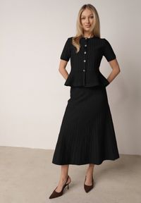 Born2be - Czarny Komplet z Wiskozą Rozkloszowana Spódnica i Bluzka z Baskinką Adrimala. Kolor: czarny. Materiał: wiskoza #1