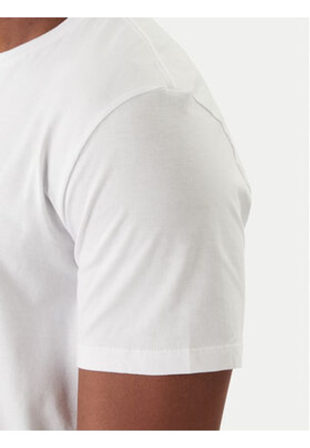 Calvin Klein Jeans T-Shirt Word Circle Graphic LV14RE816G Biały Regular Fit. Kolor: biały. Materiał: bawełna