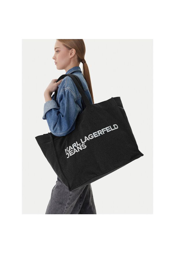 Torebka Karl Lagerfeld Jeans. Kolor: czarny