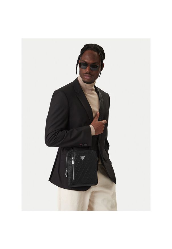 Saszetka Guess. Kolor: czarny