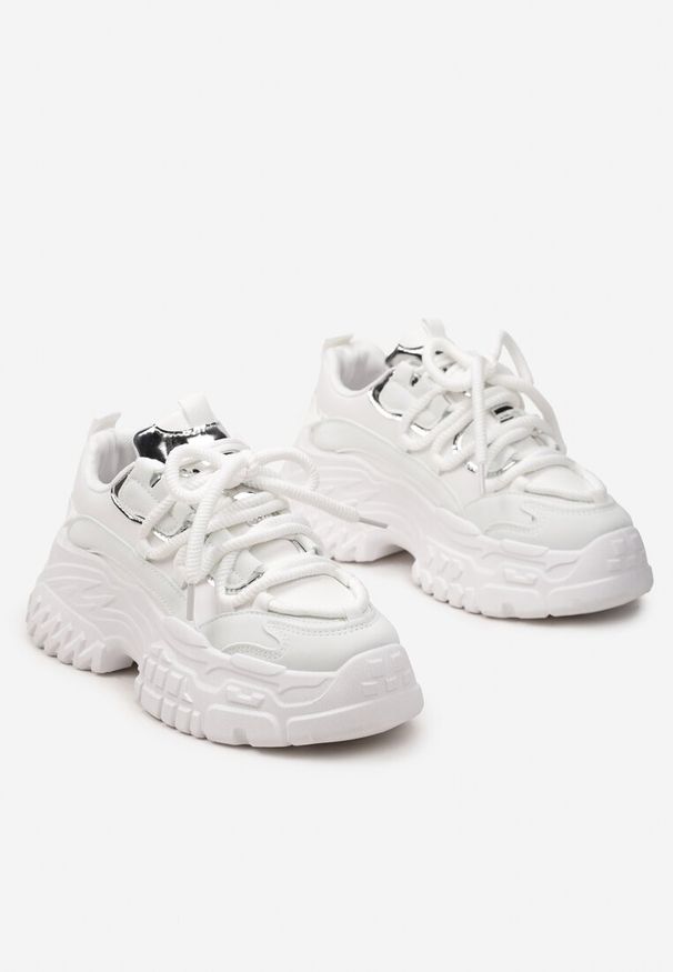 Born2be - Białe Sneakersy na Grubej Podeszwie z Ozdobnym Sznurowaniem przed Kostkę Mystarie. Wysokość cholewki: przed kostkę. Kolor: biały