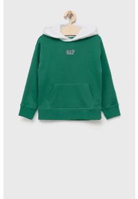 GAP bluza dziecięca kolor zielony z kapturem z aplikacją. Typ kołnierza: kaptur. Kolor: zielony. Materiał: poliester. Wzór: aplikacja #1