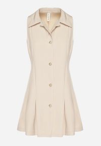 Born2be - Beżowa Koszulowa Sukienka z Ozdobnymi Guzikami Redellee. Okazja: na co dzień, na spacer. Typ kołnierza: kołnierzyk klasyczny. Kolor: beżowy. Typ sukienki: koszulowe. Styl: casual, klasyczny #2