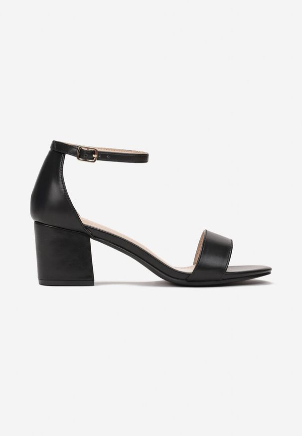 Born2be - Czarne Sandały na Niskim Słupku ze Sprzączką Inde. Zapięcie: sprzączka. Kolor: czarny. Obcas: na słupku. Styl: elegancki