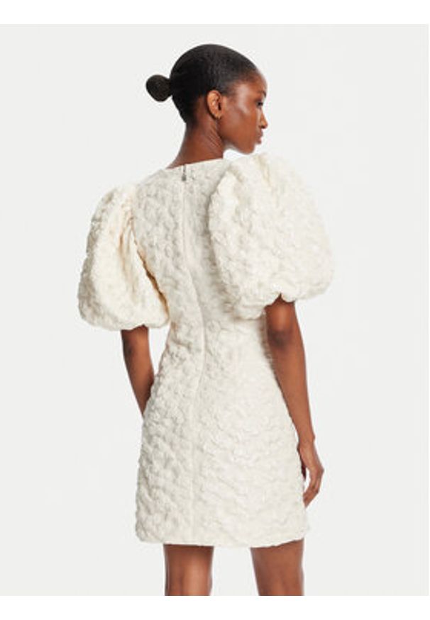 ROTATE Sukienka koktajlowa 114551857 Écru Slim Fit. Materiał: syntetyk. Styl: wizytowy