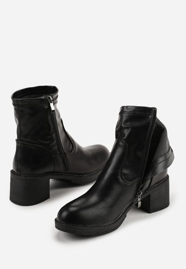Born2be - Czarne Przylegające Botki Vices do Kostki na Klockowym Obcasie Alevitta. Okazja: na co dzień, do pracy, na spotkanie biznesowe. Kolor: czarny. Materiał: jeans. Obcas: na obcasie. Styl: casual, elegancki, biznesowy. Wysokość obcasa: średni