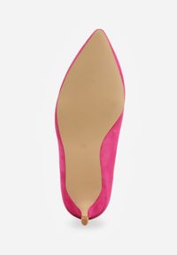 Renee - Fuksjowe Czółenka Vices na Szpilce w Klasycznym Stylu Savora. Okazja: na spotkanie biznesowe. Nosek buta: szpiczasty. Kolor: różowy. Obcas: na szpilce. Styl: klasyczny. Wysokość obcasa: średni #6