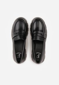 Born2be - Czarne Mokasyny na Grubej Tłoczonej Podeszwie Dorikharei. Okazja: na co dzień. Kolor: czarny. Materiał: prążkowany, jeans. Styl: casual, elegancki, klasyczny #7