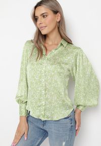 Born2be - Zielona Koszula w Drobne Kwiatki z Bufiastymi Rękawami Serafine. Typ kołnierza: kołnierzyk klasyczny. Kolor: zielony. Materiał: jeans. Długość rękawa: długi rękaw. Długość: długie. Wzór: kwiaty. Styl: klasyczny #5