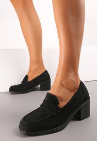 Born2be - Czarne Półbuty na Słupku Shisre. Okazja: na co dzień, do pracy. Kolor: czarny. Obcas: na słupku. Styl: casual #5