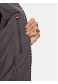 TOMMY HILFIGER - Tommy Hilfiger Kurtka bomber MW0MW35658 Szary Regular Fit. Kolor: szary. Materiał: syntetyk #5