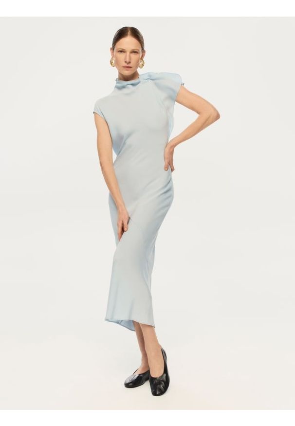 Reserved - Sukienka z wiskozy - jasnoniebieski. Kolor: niebieski. Materiał: wiskoza