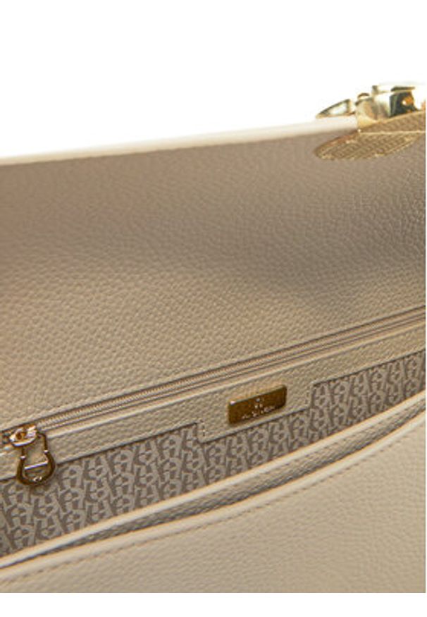 Aigner Torebka 132412 Szary. Kolor: szary. Materiał: skórzane