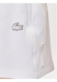 Lacoste Szorty sportowe GF5378 Biały Regular Fit. Kolor: biały. Materiał: bawełna