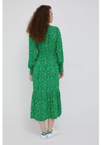 Y.A.S sukienka kolor zielony maxi rozkloszowana. Kolor: zielony. Materiał: tkanina, materiał, wiskoza. Typ sukienki: rozkloszowane. Długość: maxi #3
