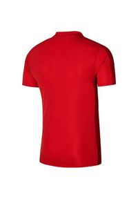 Koszulka sportowa męska Nike Drifit Academy. Typ kołnierza: polo. Kolor: czerwony, wielokolorowy. Materiał: poliester. Sport: piłka nożna