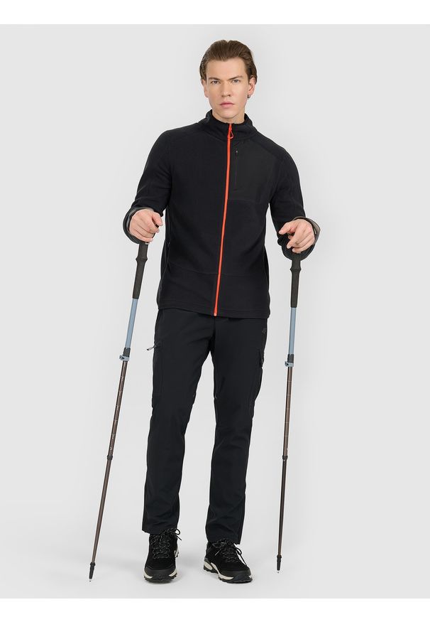 4f - 4F Polar ze stójką Polartec regular męski - czarny L. Typ kołnierza: kołnierzyk stójkowy. Kolor: czarny. Materiał: polar. Technologia: Primaloft. Sport: wspinaczka, turystyka piesza