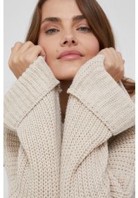 Answear Lab Sweter z domieszką wełny damski kolor beżowy ciepły. Kolor: beżowy. Materiał: wełna. Długość rękawa: długi rękaw. Długość: długie. Wzór: ze splotem. Styl: wakacyjny #2