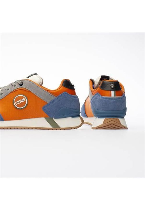 Buty do chodzenia męskie Colmar Travis Plus. Zapięcie: sznurówki. Kolor: pomarańczowy, wielokolorowy. Materiał: guma, tkanina, skóra, zamsz, materiał. Szerokość cholewki: normalna. Sport: turystyka piesza