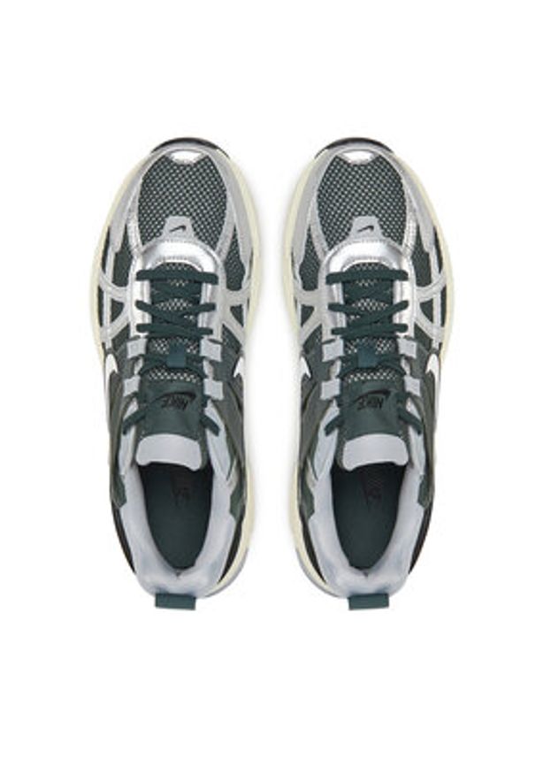 Nike Sneakersy V2K Run HJ4497 300 Zielony. Kolor: zielony. Materiał: materiał. Sport: bieganie