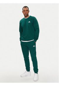 Adidas - adidas Bluza Essentials IJ8893 Zielony Regular Fit. Kolor: zielony. Materiał: bawełna #5