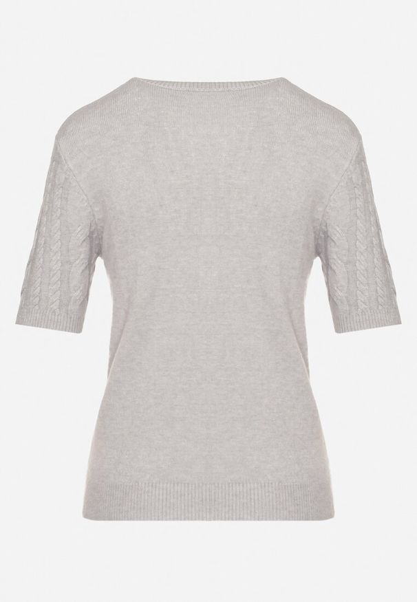 Born2be - Szara Bluzka z Bawełną i Wiskozą Ozdobiona Splotem Merithana. Okazja: na co dzień. Typ kołnierza: dekolt w serek. Kolor: szary. Materiał: bawełna, wiskoza. Długość rękawa: krótki rękaw. Długość: krótkie. Wzór: aplikacja, ze splotem. Styl: klasyczny, casual, elegancki