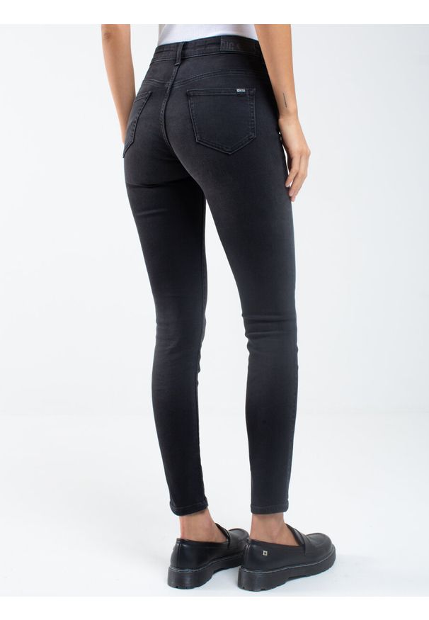 Big-Star - Jeansy damskie skinny czarne z przetarciami Adela 961. Kolor: czarny