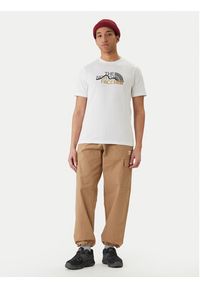 The North Face T-Shirt Mountain Line NF0A8GUX Biały Regular Fit. Kolor: biały. Materiał: bawełna #4