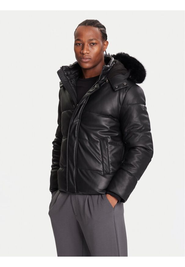 Guess Kurtka zimowa M5BL2F W1050 Czarny Regular Fit. Kolor: czarny. Materiał: skóra. Sezon: zima