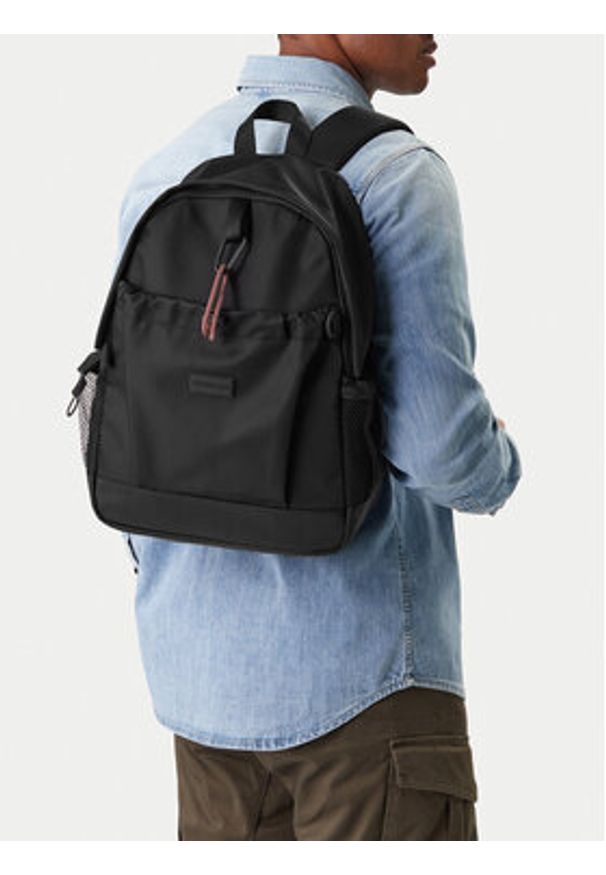 Hunter Plecak CWBEO-HTR-F-005-09 Czarny. Kolor: czarny. Materiał: materiał