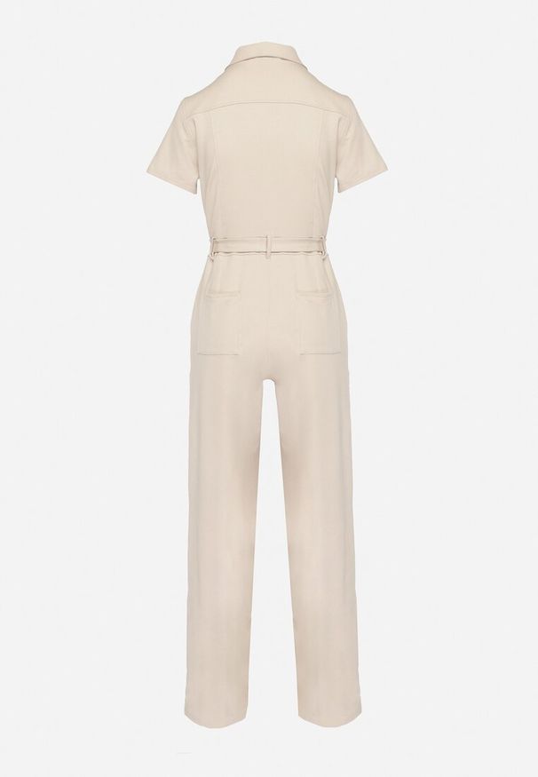 Born2be - Jasnobeżowy Bawełniany Kombinezon z Prostymi Nogawkami z Zamkiem i Paskiem w Talii Olroura. Kolekcja: dla wysokich. Kolor: beżowy. Materiał: bawełna. Długość rękawa: krótki rękaw. Długość: krótkie