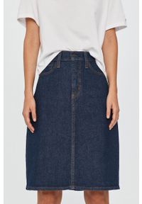 Levi's® - Levi's - Spódnica jeansowa. Okazja: na spotkanie biznesowe. Stan: podwyższony. Kolor: niebieski. Materiał: jeans. Styl: biznesowy #1