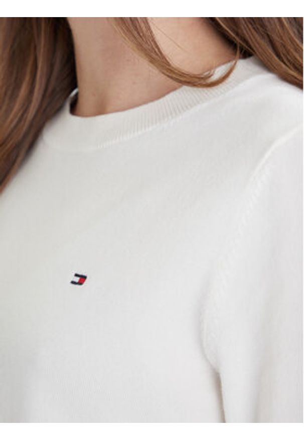 TOMMY HILFIGER - Tommy Hilfiger Sweter WW0WW44984 Biały Regular Fit. Kolor: biały. Materiał: bawełna