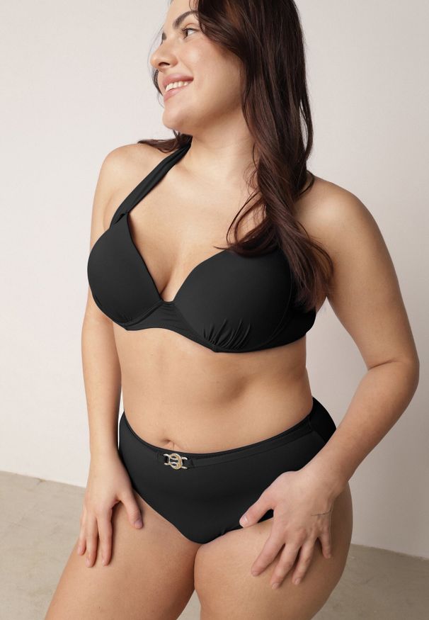 Born2be - Czarne Bikini z Wiązanym Biustonoszem i Figami Kąpielowymi z Wysokim Stanem Kalisea. Stan: podwyższony. Kolekcja: plus size. Kolor: czarny