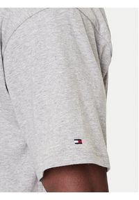TOMMY HILFIGER - Tommy Hilfiger T-Shirt UM0UM03685 Szary Relaxed Fit. Kolor: szary. Materiał: bawełna #3